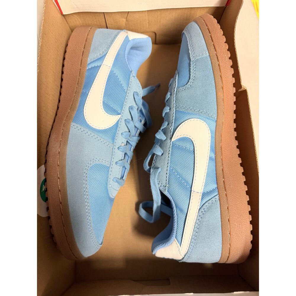 Nike Field General in University Blue/White - Women/Youth - Picture 9 of 13